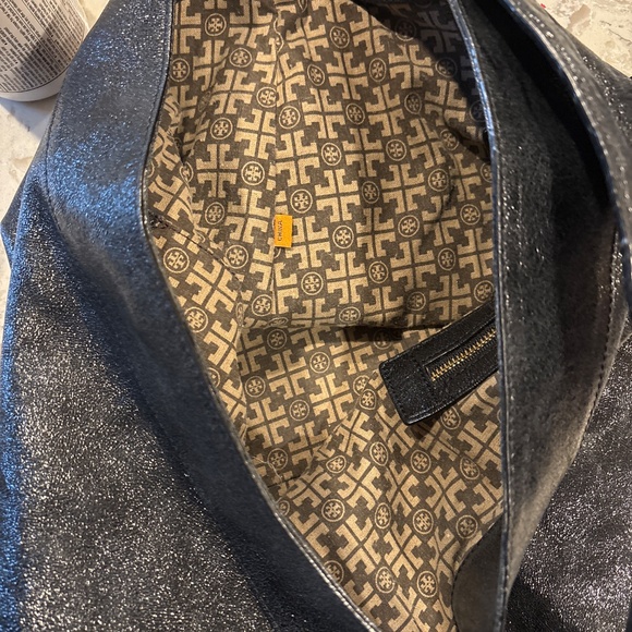 Tory Burch Large Black Glazed Leather Hobo Shoulder Handbag - Picture 8 of 9